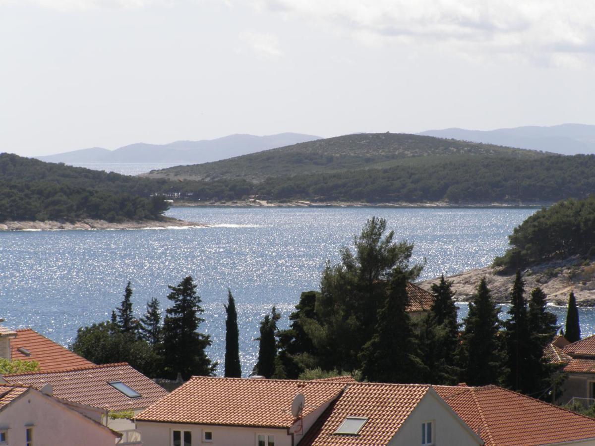 Apartment Elena 40 M2 With Beautiful Wide Sea Views 3 Stars Хвар Экстерьер фото